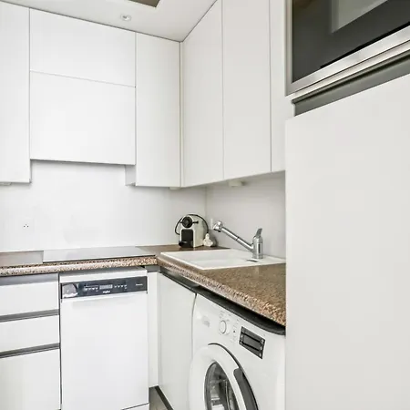 Apartament Le Royal Paroisse - *