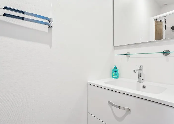Apartament Le Royal Paroisse - *